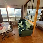 Sous Les Etoiles - Dans Gratte-ciel Avec Parking En Sus Rouen