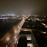 Sous Les Etoiles - Dans Gratte-ciel Avec Parking En Sus Apartment Rouen
