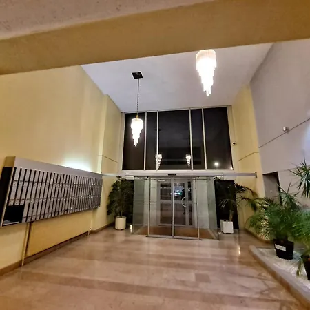 Sous Les Etoiles - Dans Gratte-ciel Avec Parking En Sus Ruão