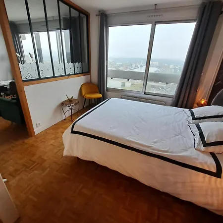 Sous Les Etoiles - Dans Gratte-ciel Avec Parking En Sus Ruão