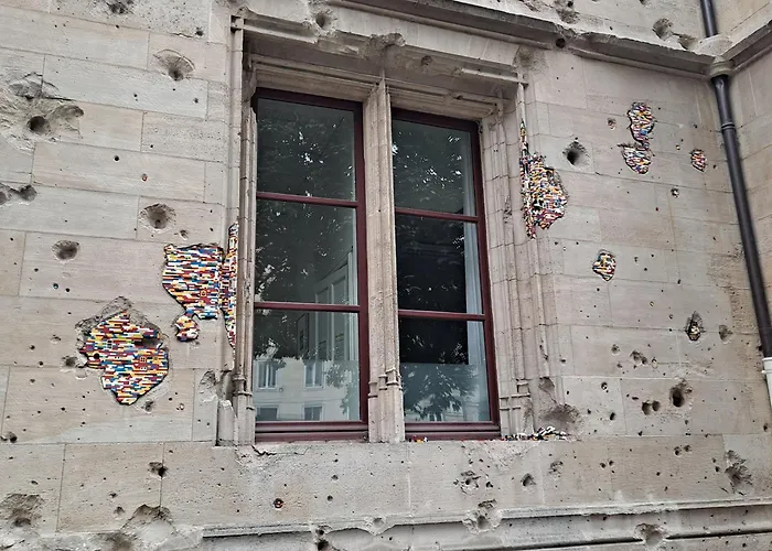 Apartment Sous Les Etoiles - Dans Gratte-ciel Avec Parking En Sus